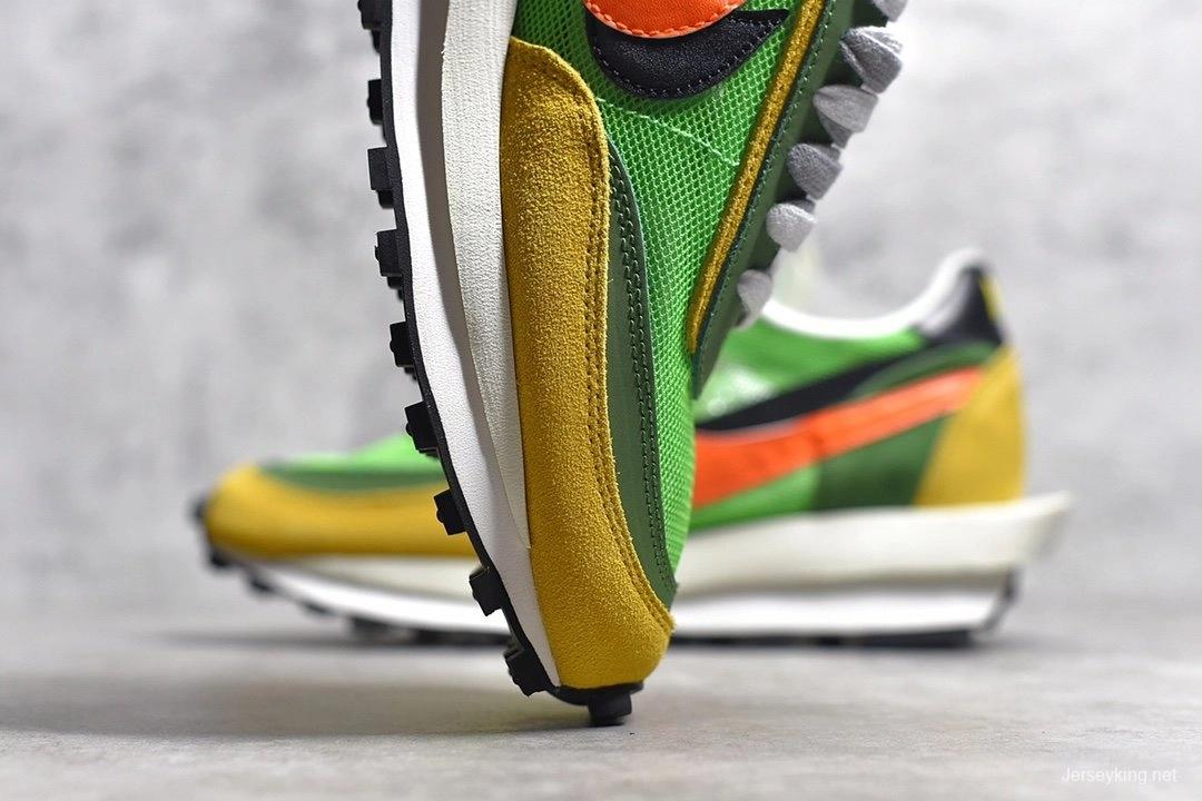 Sacai x Nike LVD Waffle