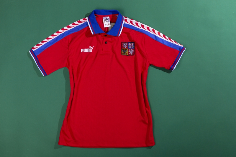 Retro 1996 Czech Republic Home Soccer Jersey