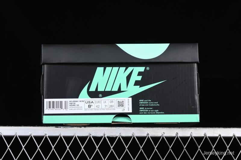 Air Jordan 1 Retro High "Green Glow" AJ1