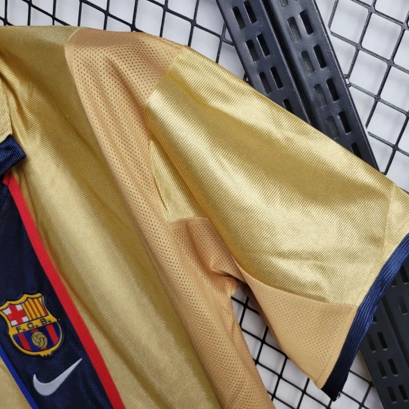 Retro 01/02 Barcelona Away Jersey