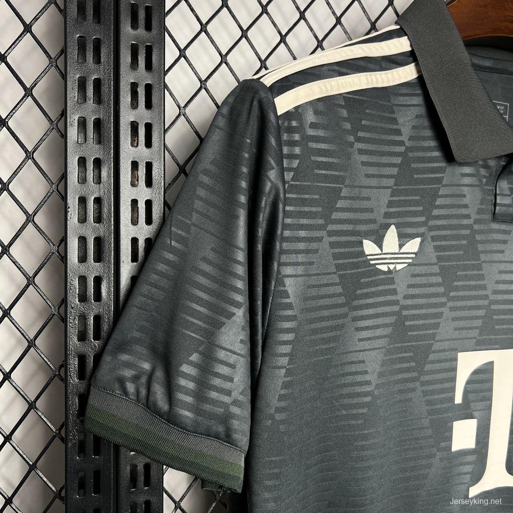 2024/25 Bayern Munich Oktoberfest Jersey