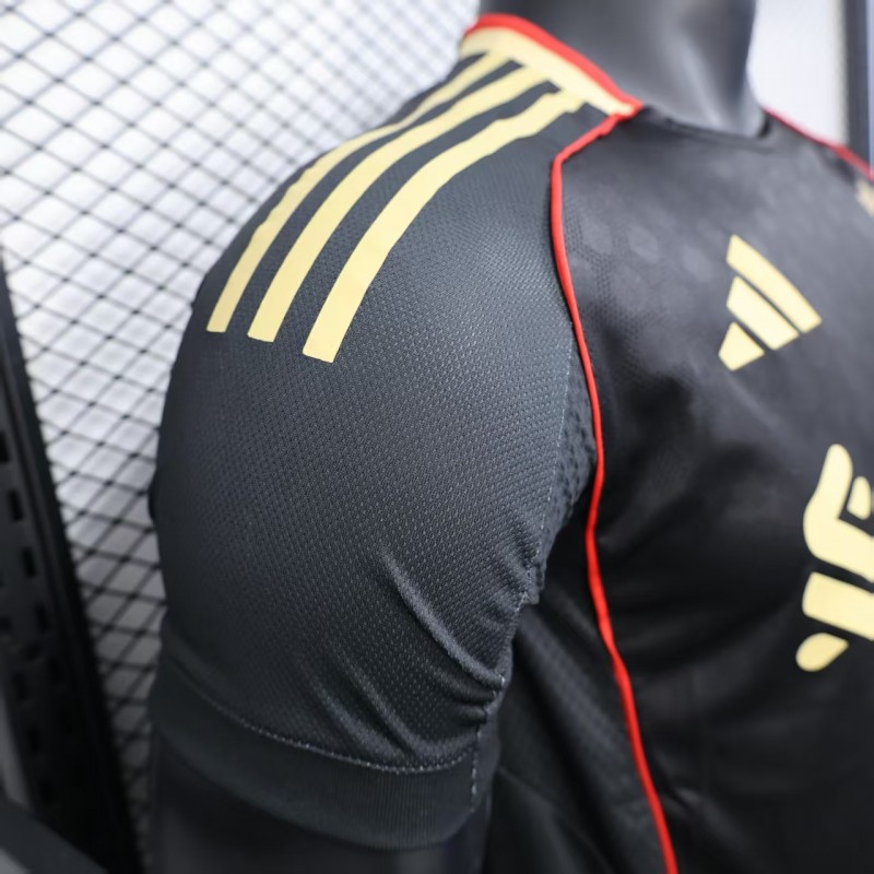 Player Version 25/26 Liverpool Third Black Jersey