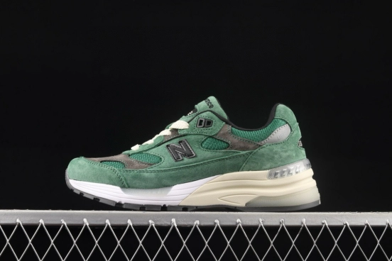 New Balance Made In USA M992 Classic Retro Running Shoes - W992JJ