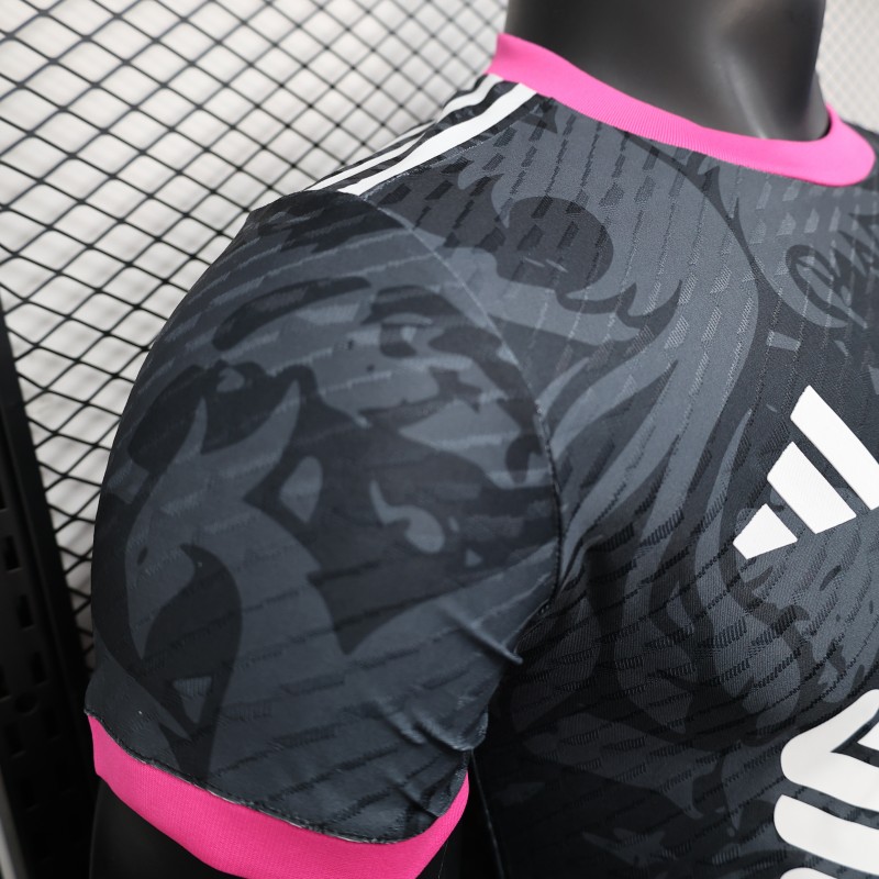 Player Version 25/26 Liverpool Black with Pink Accents Design Jersey