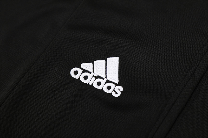 Retro 04/05 Real Madrid Black Half Zipper Jacket