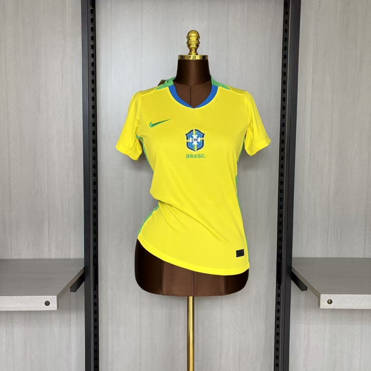 25/26 Women Brazil Home Jersey