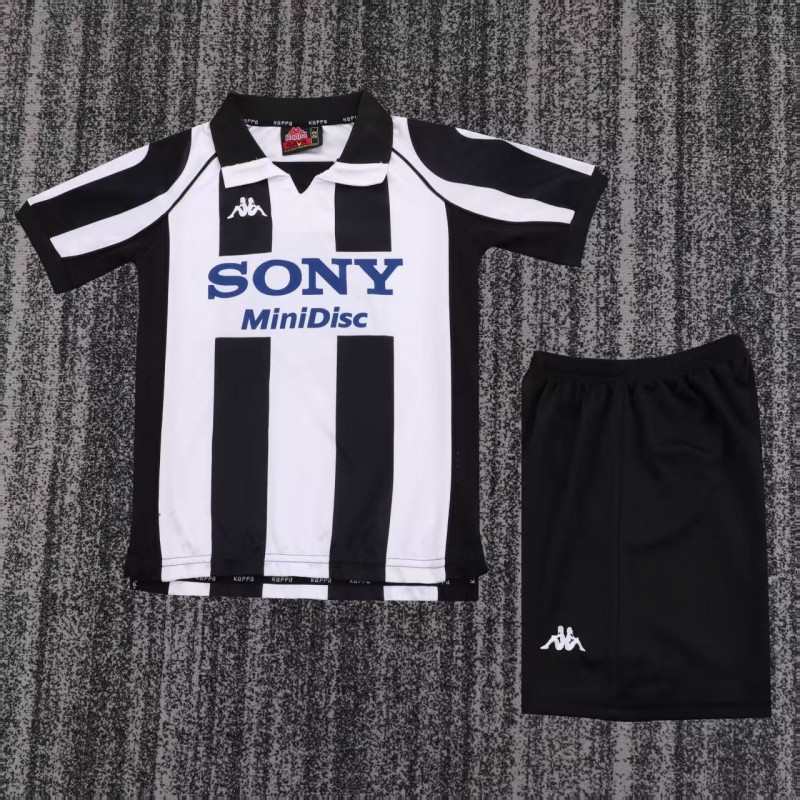 Retro Kids 97/98  Juventus Home Jersey