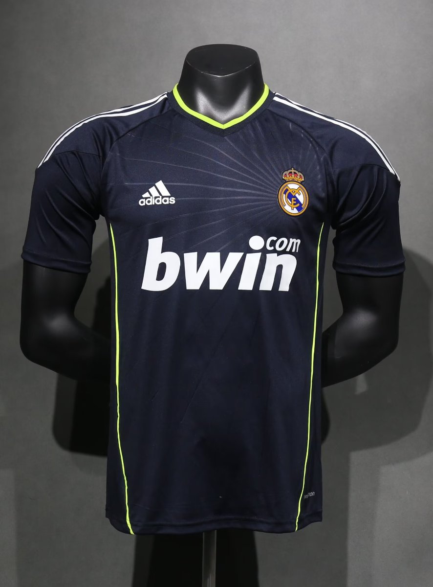 Player Version Retro 09/10 Real Madrid Away Jersey