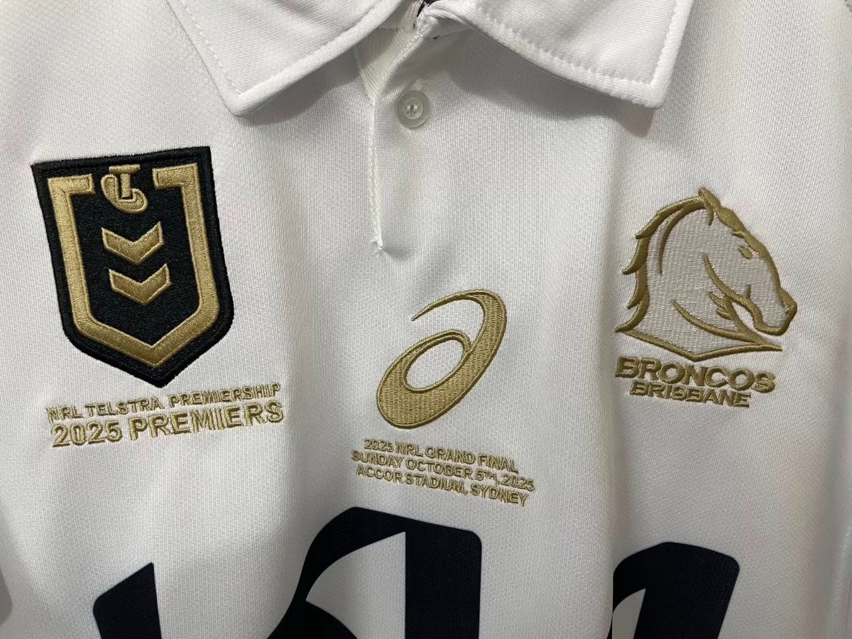 25/26 Brisbane Broncos White with Maroon Sleeves and Diagonal Geometric Stripes  Champion Jersey