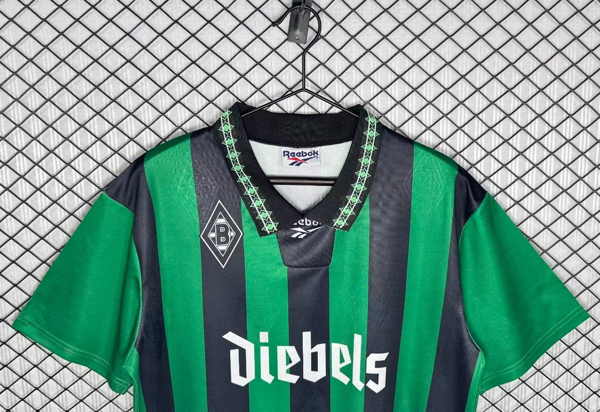 Retro 95/96 Borussia Mönchengladbach Away Green/Black Jersey