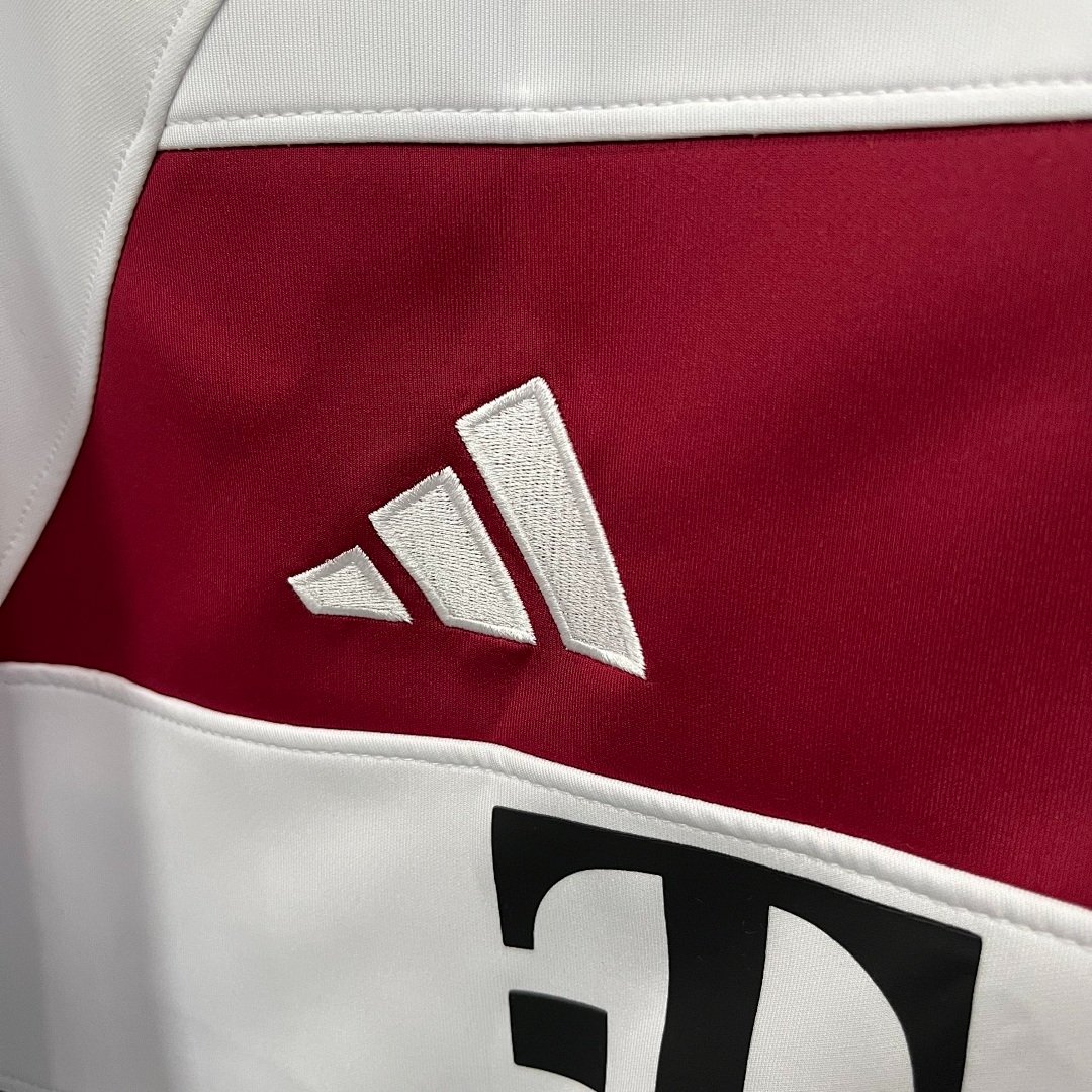 25/26 FC Bayern Munich Adidas Long Sleeve Sweatshirt - White Maroon Green Colorblock Training Top