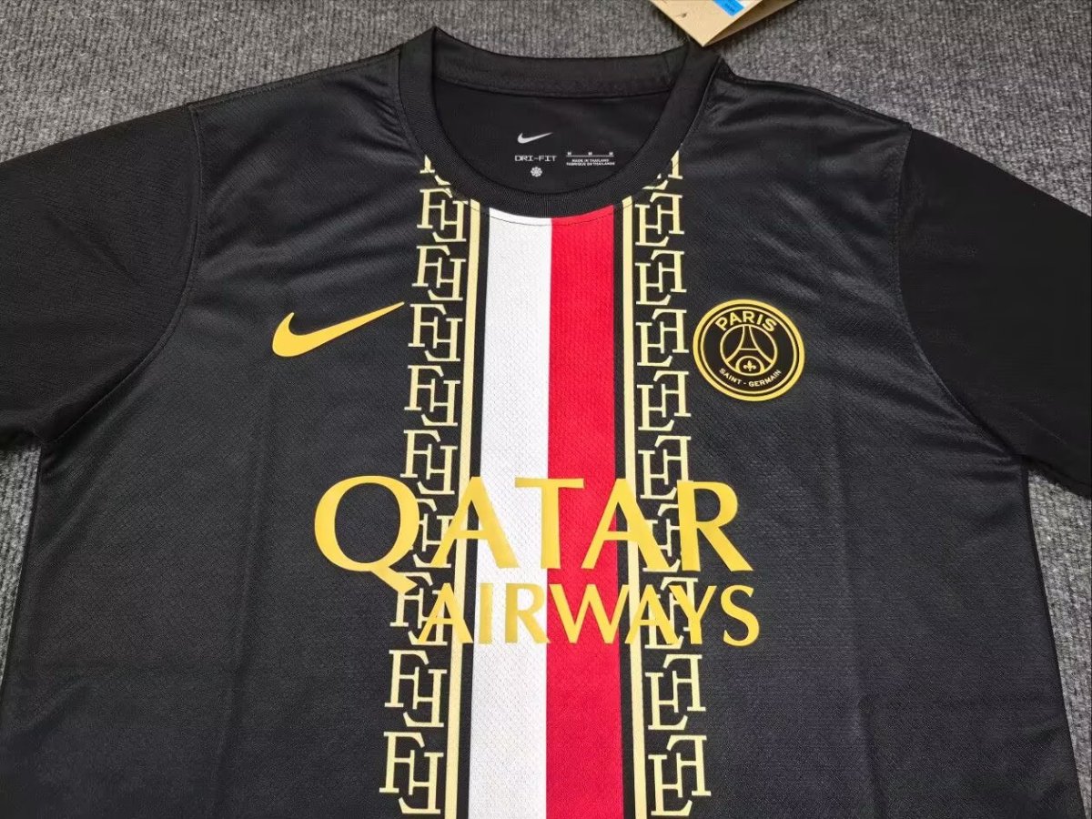 25/26 PSG Paris Saint-Germain Entrainement Black Special Jersey